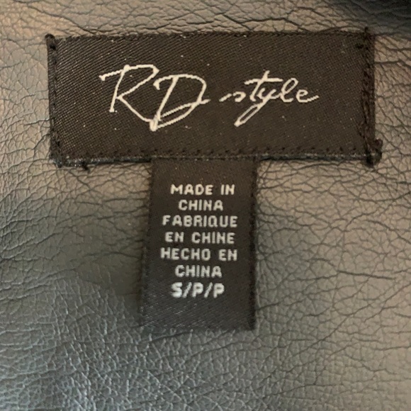 Leather Jacket - Picture 3 of 8